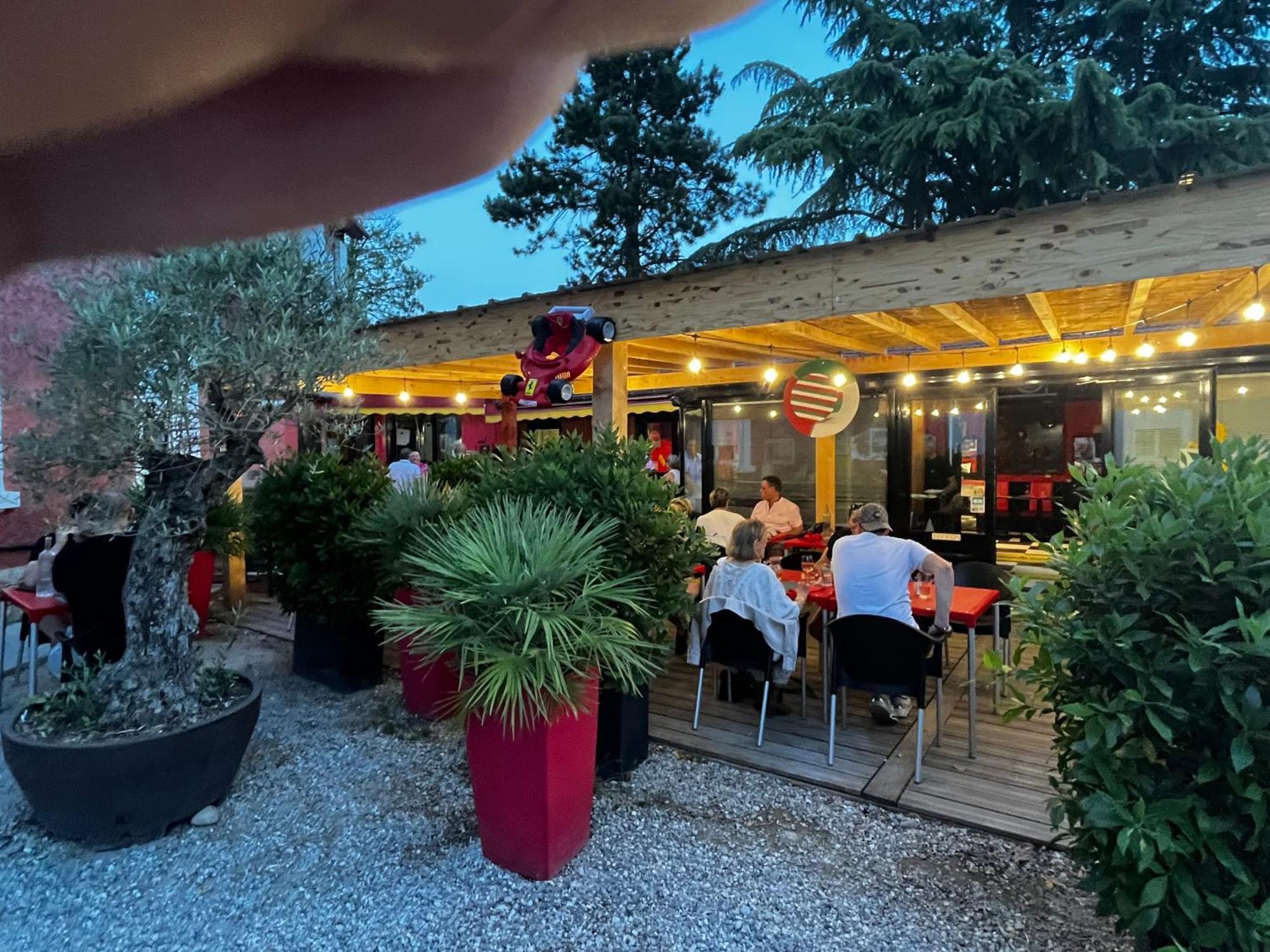 Hotel Le Cosy Pont-de-Chéruy Dış mekan fotoğraf